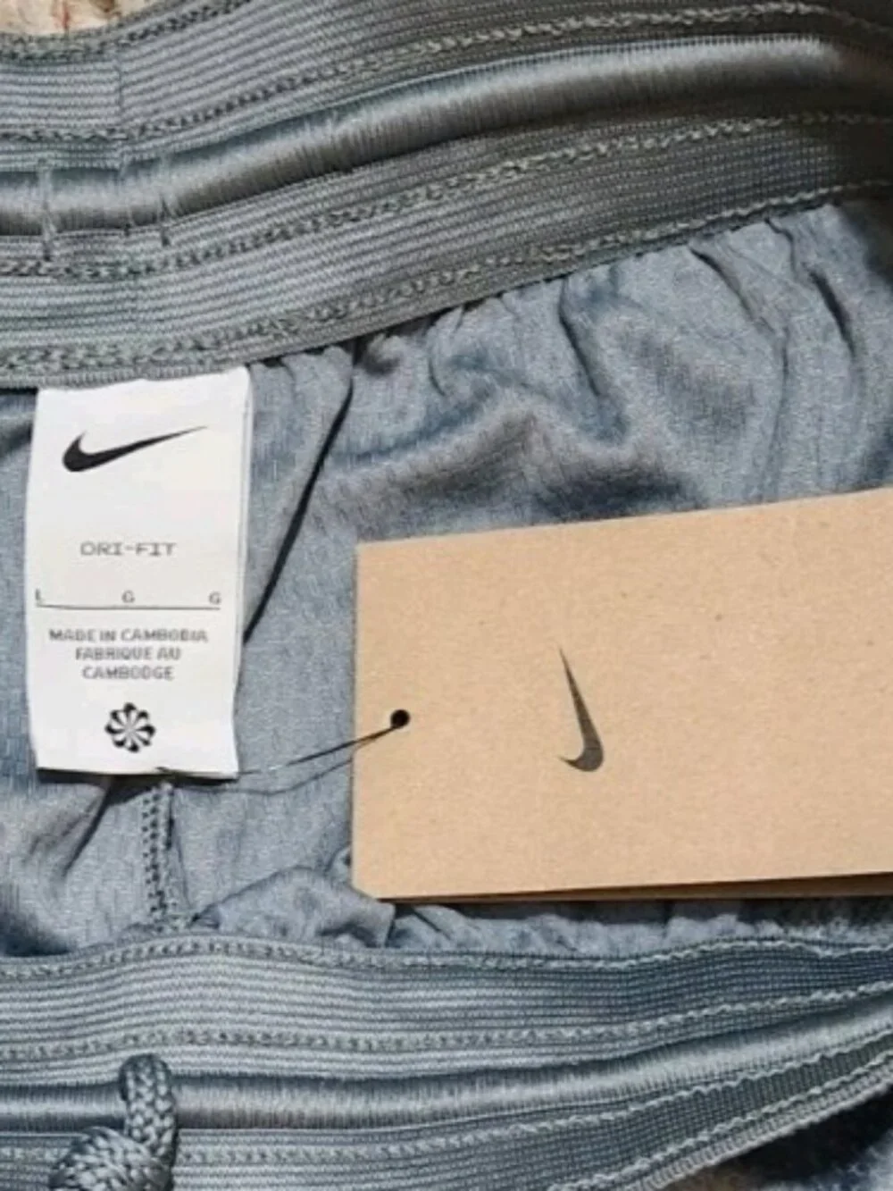 BRAND NEW WITH TAGS NIKE DriFit COOL GRAY BASKETBALL SHORTS DV9524065 MENS LARGE